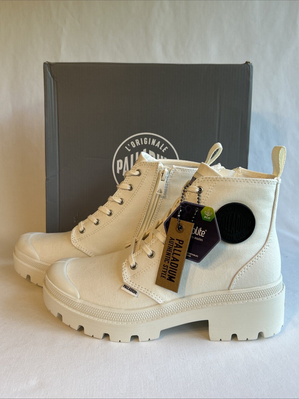 Palladium Pallabase Twill Hi Boots Womens Size 7.5 Star White Canvas Side Zipper